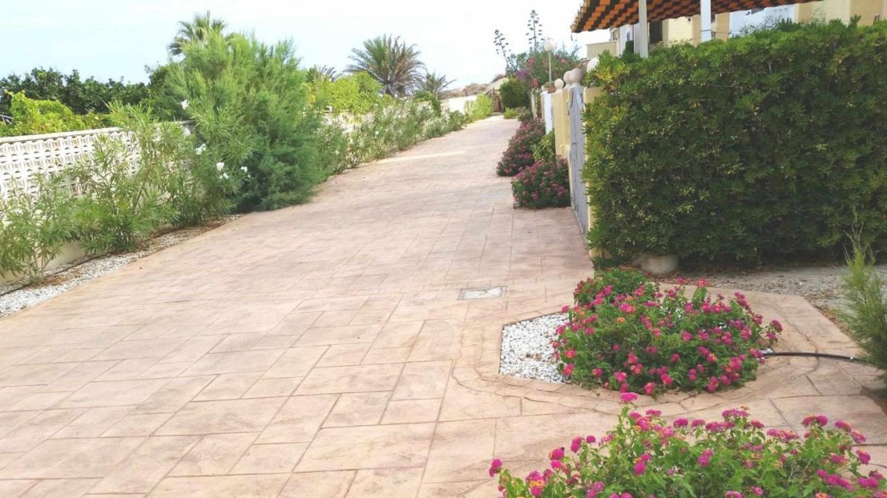 Residencial OlivalAcceso privado a la playa por el jardínZona tranquila Exterior foto